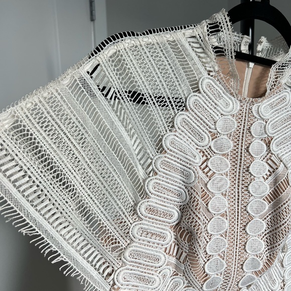 ACLER Tan & White Asymmetrical Midi Dress - Picture 2 of 4